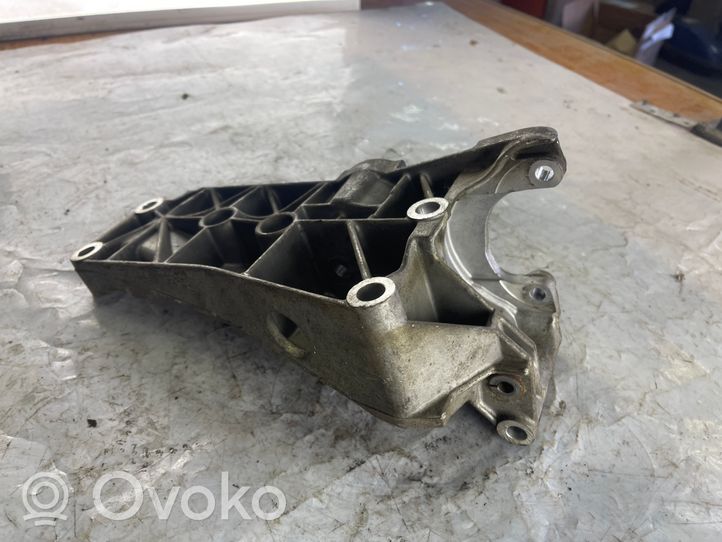 Volkswagen Polo IV 9N3 Support, suspension du moteur 032145169