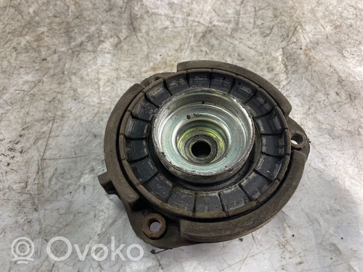 Volkswagen Touran I Soporte de puntal superior delantero 1k0412331