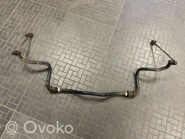 Toyota Corolla Verso E121 Etukallistuksenvakaaja 