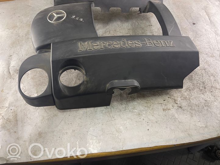 Mercedes-Benz E W210 Couvercle cache moteur A1120100167