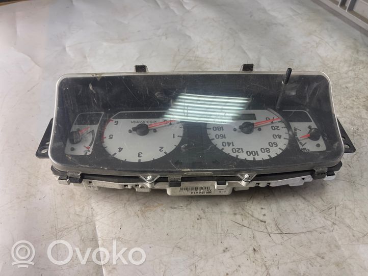 Mitsubishi Pajero Sport I Compteur de vitesse tableau de bord 2573403330