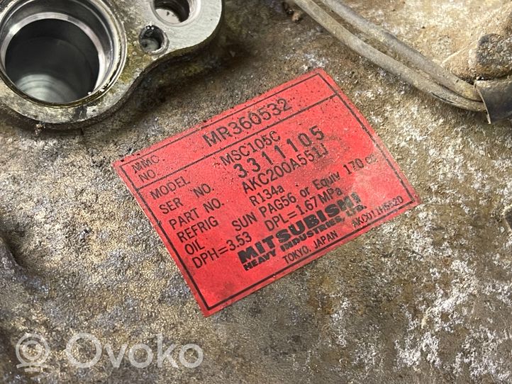 Mitsubishi Pajero Sport I Compressore aria condizionata (A/C) (pompa) Mr360532