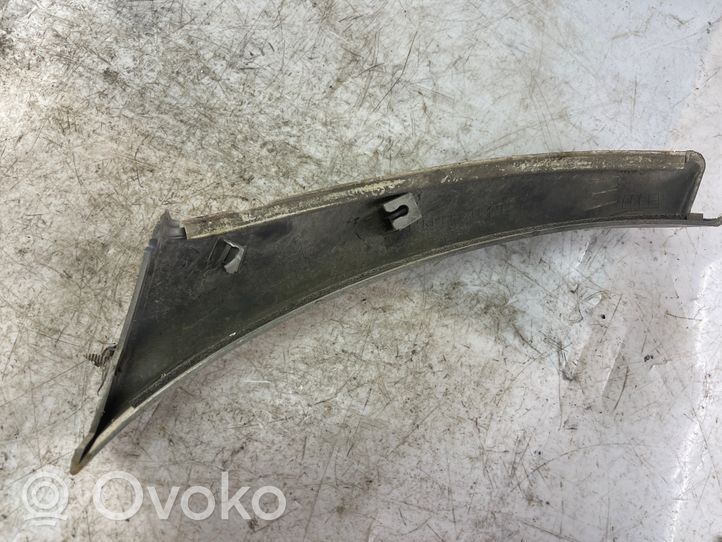 Mitsubishi Pajero Sport I Modanatura separatore del paraurti anteriore Mr462921