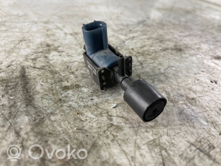 Toyota Land Cruiser (HDJ90) Solenoīda vārsts 9091012080