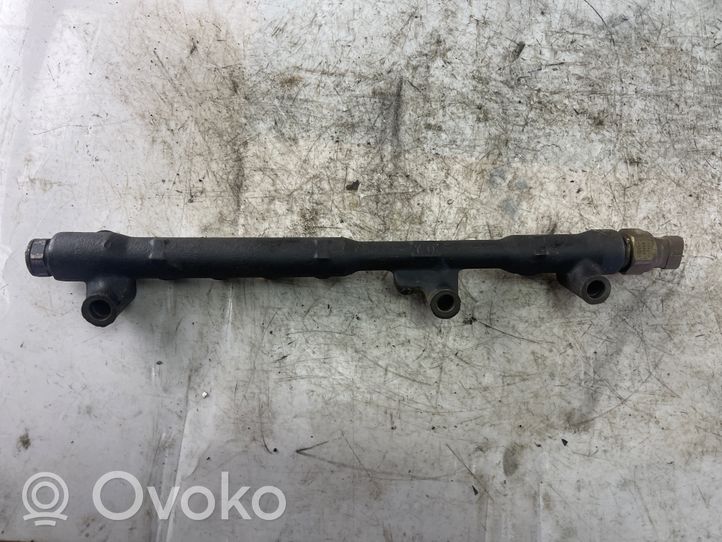 Toyota Land Cruiser (HDJ90) Listwa wtryskowa 