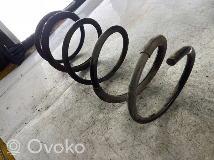 KIA Carens I Front coil spring 