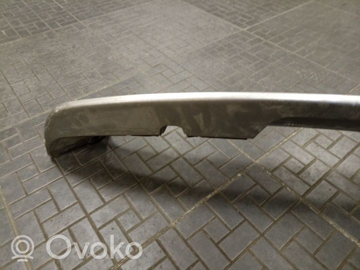 Mitsubishi Grandis Spoileris galinio dangčio MN129304