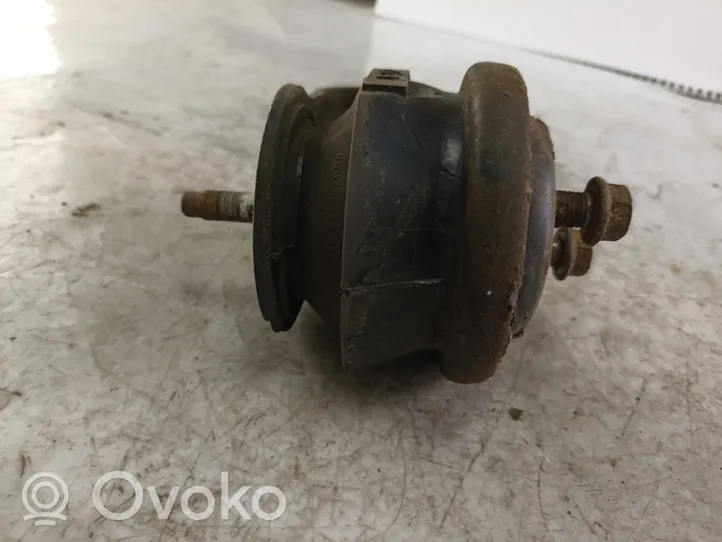 Suzuki Grand Vitara I Support de moteur, coussinet 1161067D00