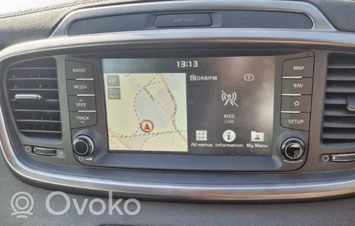 KIA Sorento Radio/CD/DVD/GPS-pääyksikkö 96560C5ED