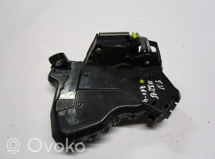 Toyota RAV 4 (XA30) Zamek drzwi przednich 6904042240