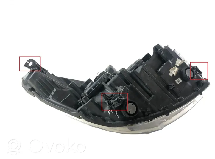 Ford Kuga II Phare frontale 90021742