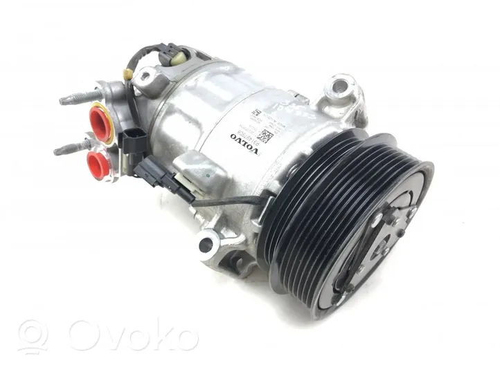 Volvo XC40 Compressore aria condizionata (A/C) (pompa) 36011563