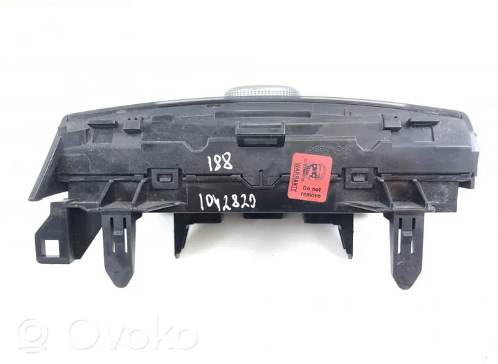 Toyota Prius (XW30) Ilmastoinnin ohjainlaite 2370006642