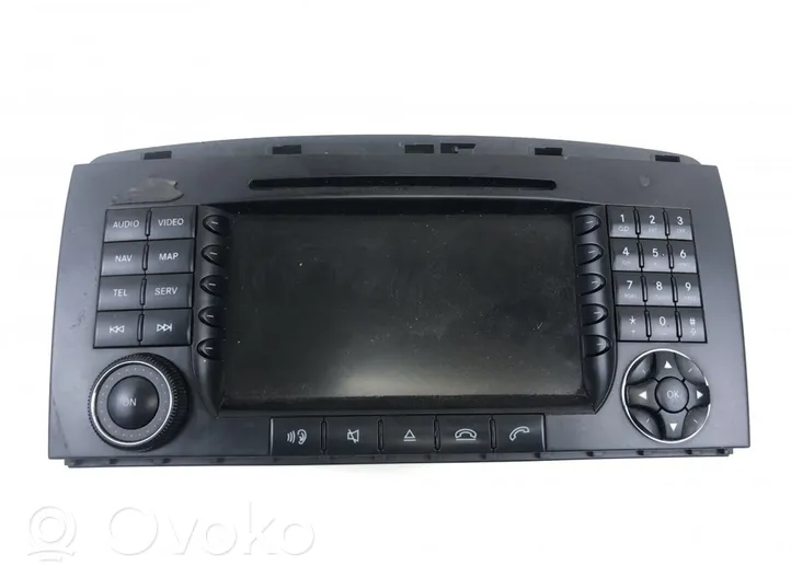Mercedes-Benz R W251 Panel / Radioodtwarzacz CD/DVD/GPS A2518703389