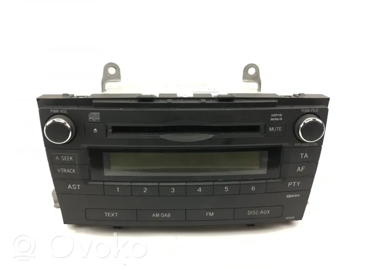 Toyota Avensis T270 Radio/CD/DVD/GPS-pääyksikkö 8612005150