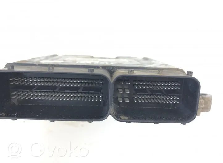 Mercedes-Benz ML W164 Sterownik / Moduł ECU 0281016383