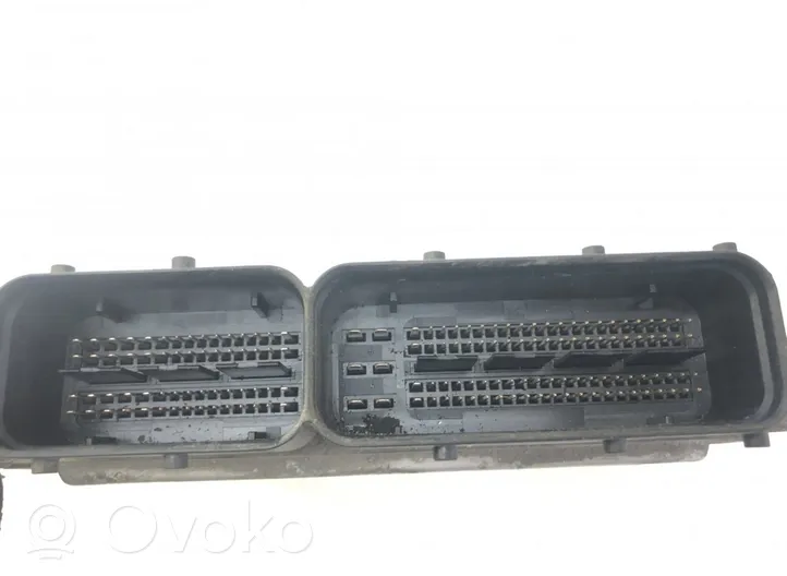 Hyundai ix35 Sterownik / Moduł ECU 0281016545