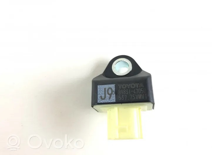 Lexus ES 300h Gaisa spilvenu trieciensensors 8983A33010