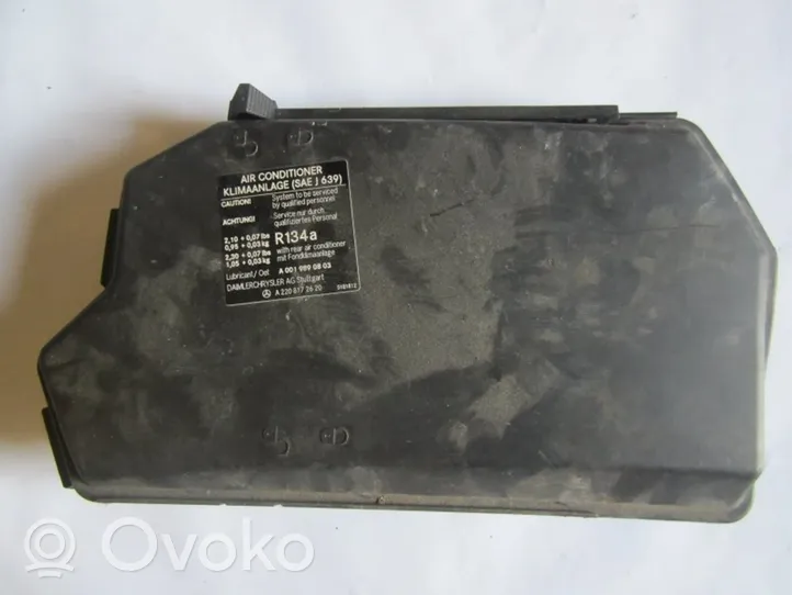 Mercedes-Benz S W220 Fuse box cover 08512155