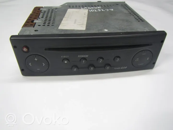 Renault Laguna II Radio/CD/DVD/GPS-pääyksikkö 8200002607TS073