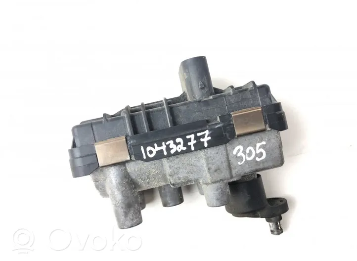 BMW 3 F30 F35 F31 Turbinos elektrinis valdymo aktuatorius 4933519411