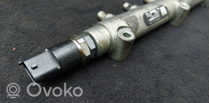 Volvo S80 Fuel main line pipe 39S2