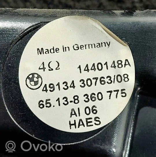 BMW 5 E39 Garsiakalbis (-iai) priekinėse duryse 65138360775