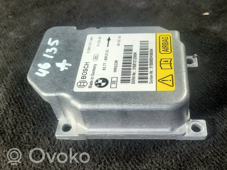 BMW 3 E46 Oro pagalvių valdymo blokas 65776912123