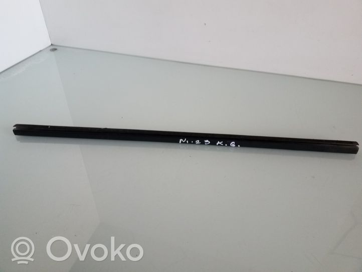 Audi 80 90 B2 Rear door glass trim molding 