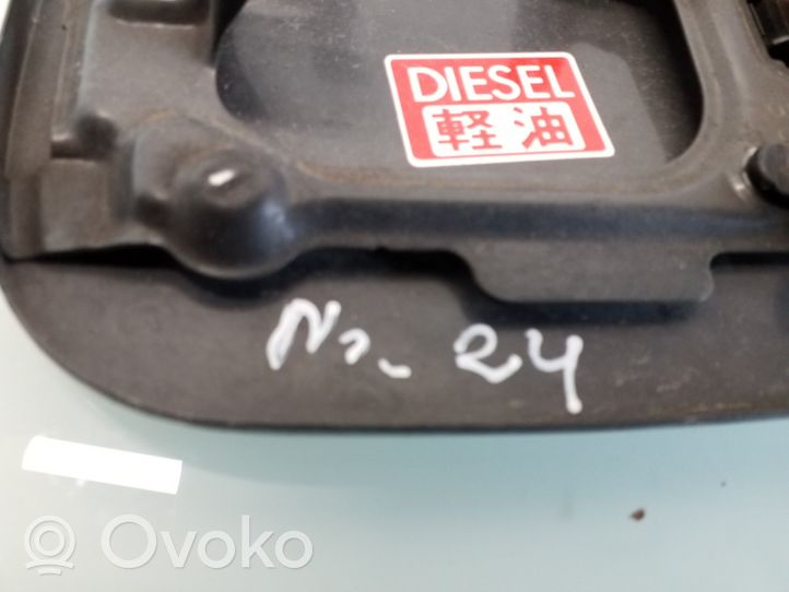 Toyota Corolla E120 E130 Bouchon, volet de trappe de réservoir à carburant 