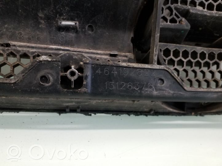 Opel Signum Grille de calandre avant 131263776