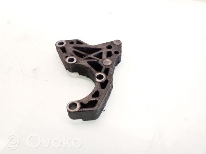 BMW 5 E39 Power steering pump mounting bracket 