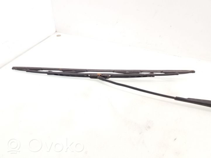 Opel Zafira A Front wiper blade arm 