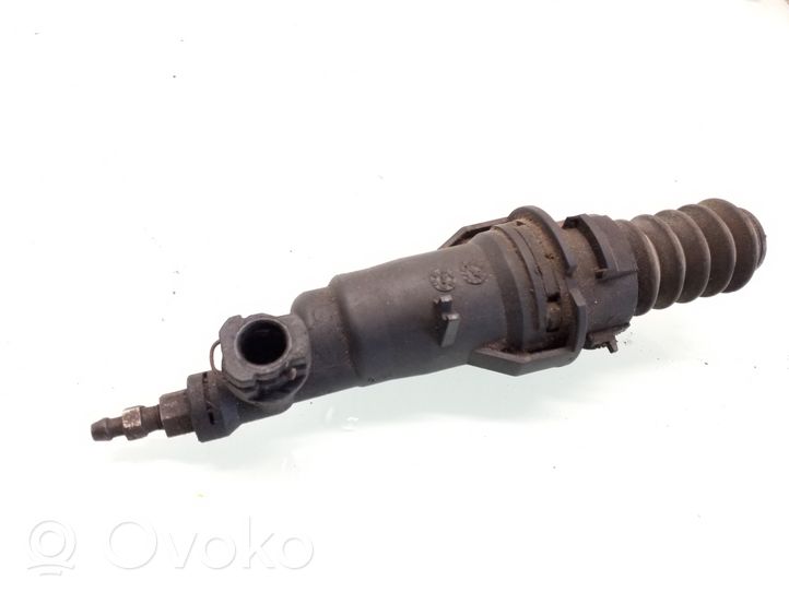 Volvo V50 Główny cylinder sprzęgła 