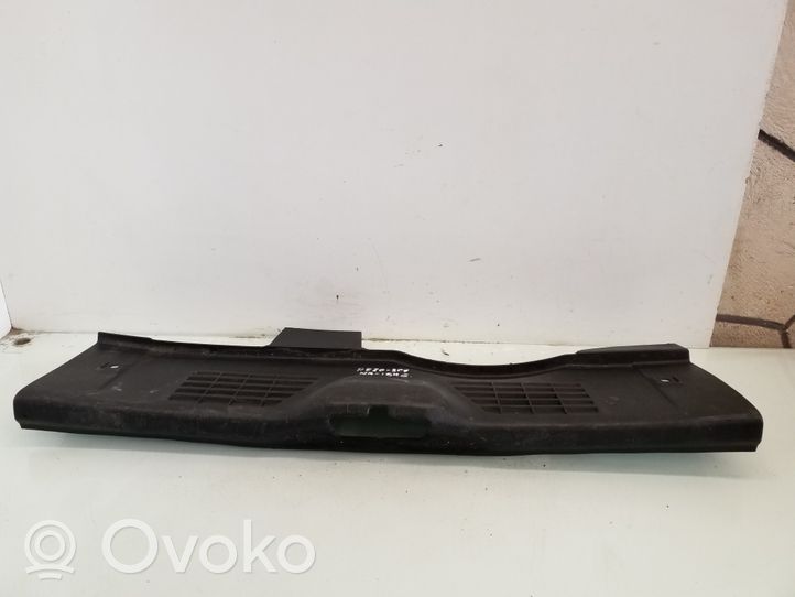 Peugeot 307 Cache serrure de hayon/coffre arrière 9632752077