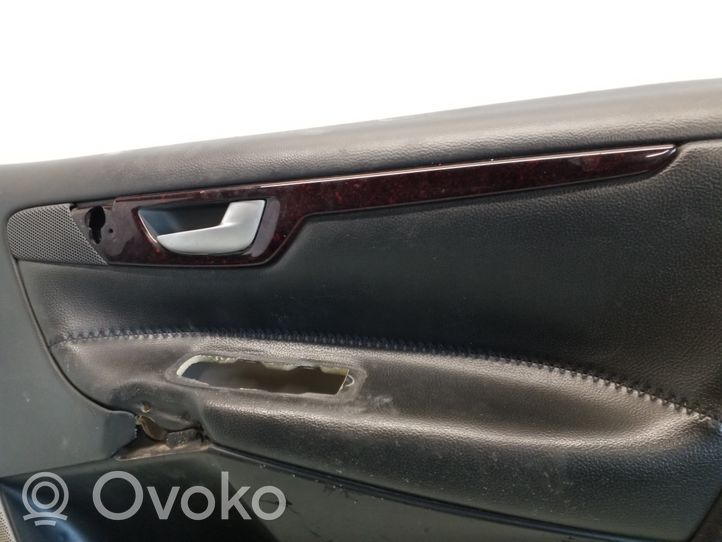 Volvo V70 Front door card panel trim 