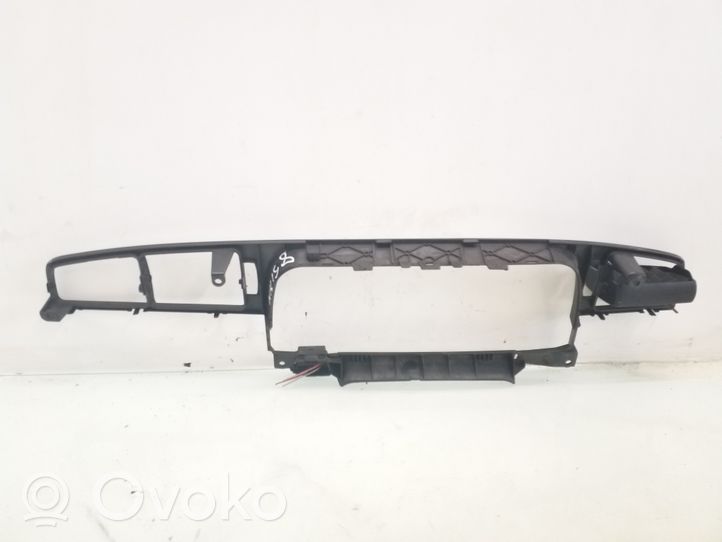 Volkswagen PASSAT B4 Cornice cruscotto 3A1857059B