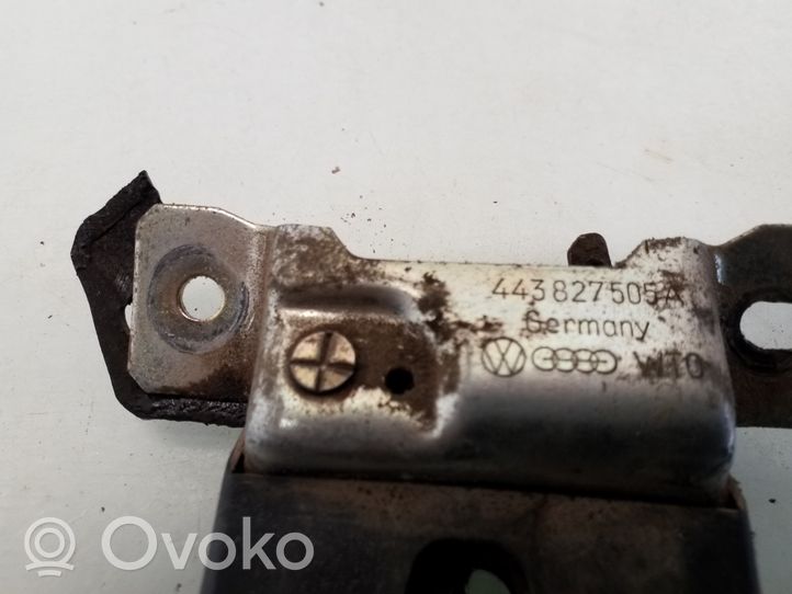 Audi 80 90 B2 Bagāžnieks slēdzene 443827505A