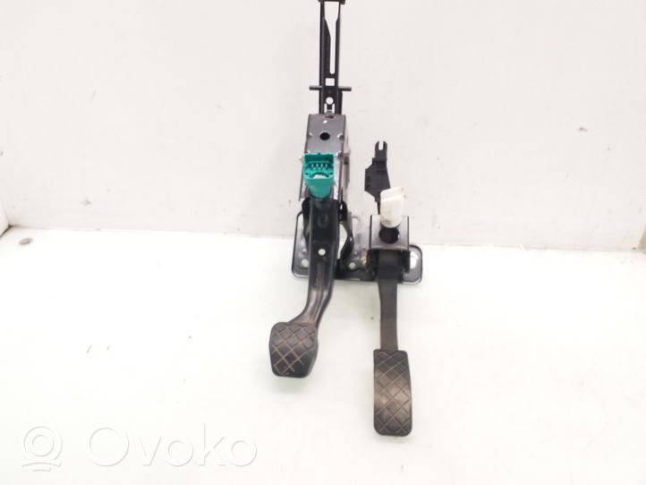 Volkswagen New Beetle Pedal assembly 1J1721651A