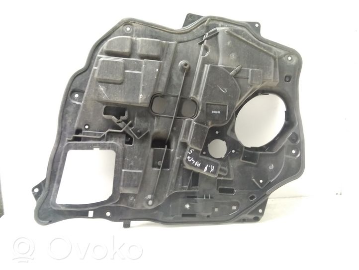 Mazda 5 Altro elemento di rivestimento della portiera anteriore C2355997X