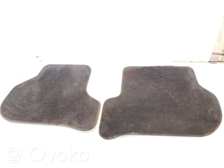 Volkswagen Jetta V Car floor mat set 