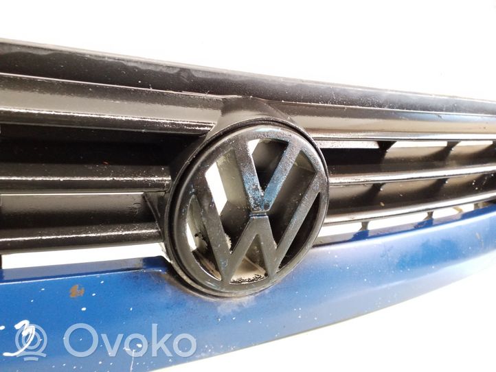 Volkswagen Golf III Maskownica / Grill / Atrapa górna chłodnicy 