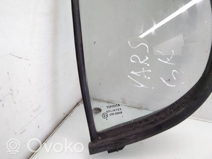 Toyota Yaris Fenêtre latérale vitre arrière 
