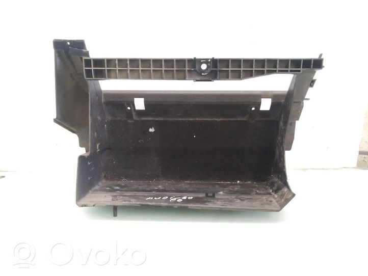 Audi 80 90 B2 Vano portaoggetti 811857095