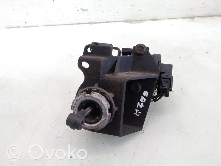 Volkswagen II LT Clutch slave cylinder 