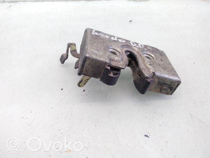 Seat Toledo I (1L) Etuoven lukko 1L0837016