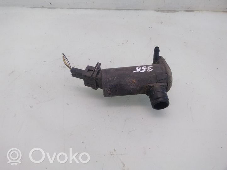 Ford Fiesta Pompa spryskiwacza szyby przedniej / czołowej 2S6T17K624BA