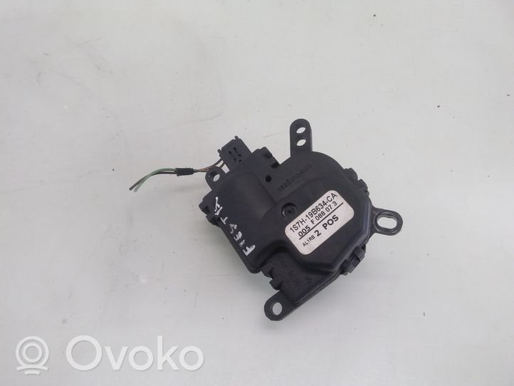 Ford Fiesta Silniczek nagrzewnicy 1S7H19B634