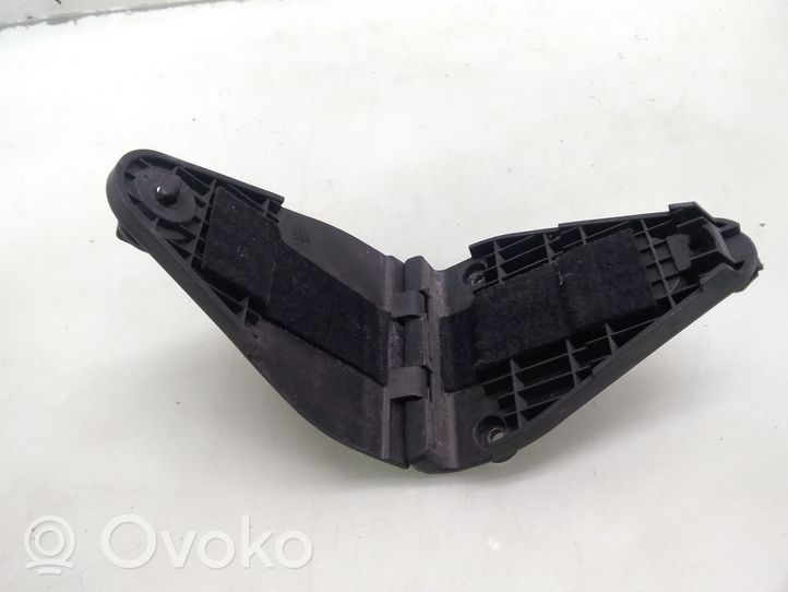 Skoda Superb B5 (3U) Staffa supporto del triangolo d’emergenza 