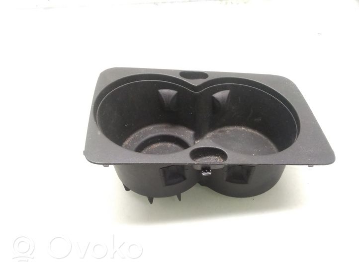 Volkswagen PASSAT B6 Cup holder front 